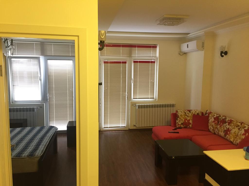 Chemi Saxli Apartment Батуми Экстерьер фото