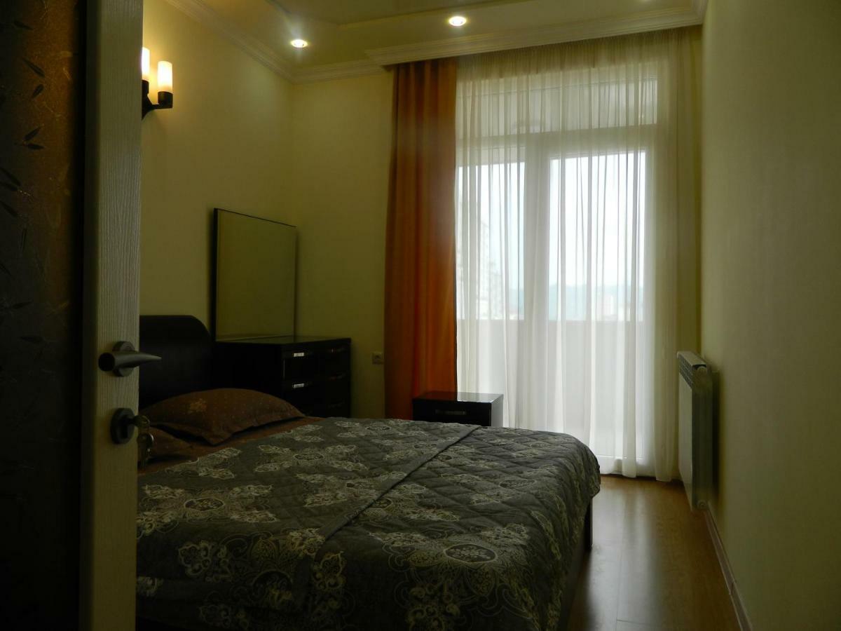 Chemi Saxli Apartment Батуми Экстерьер фото