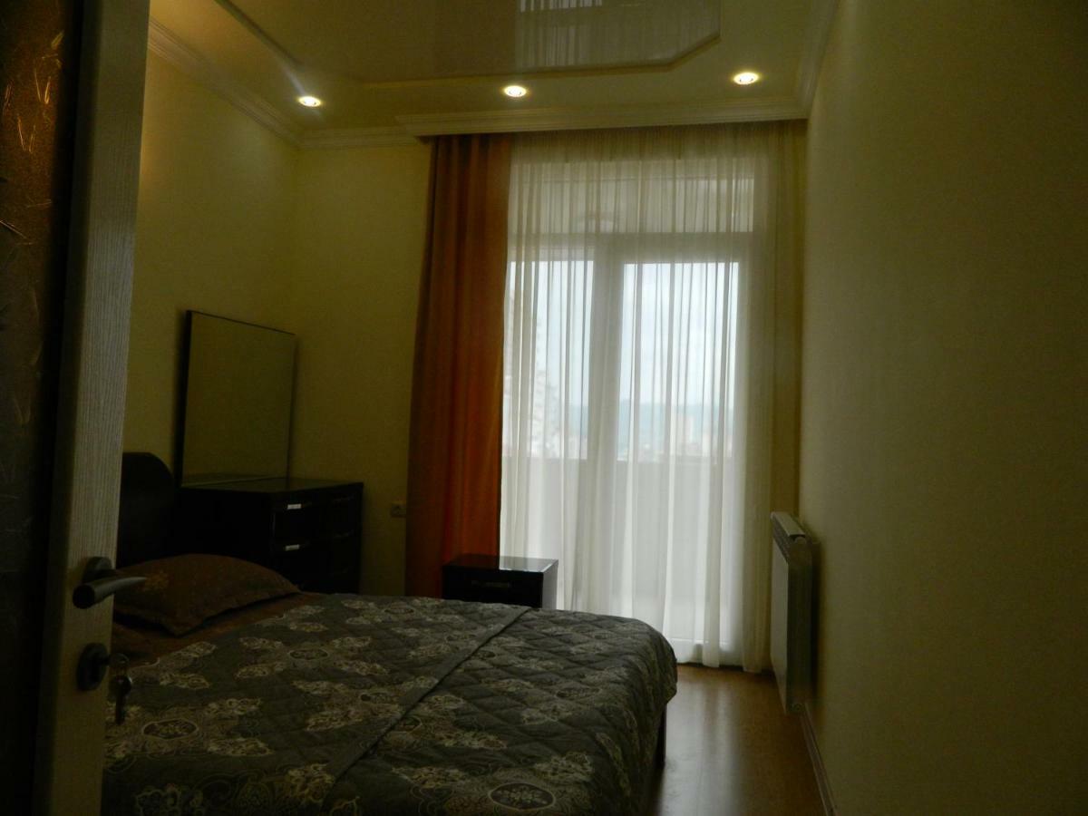Chemi Saxli Apartment Батуми Экстерьер фото