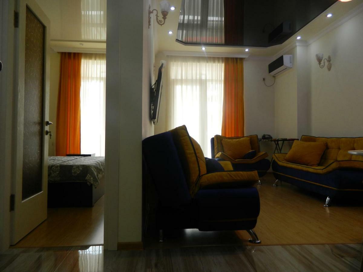 Chemi Saxli Apartment Батуми Экстерьер фото